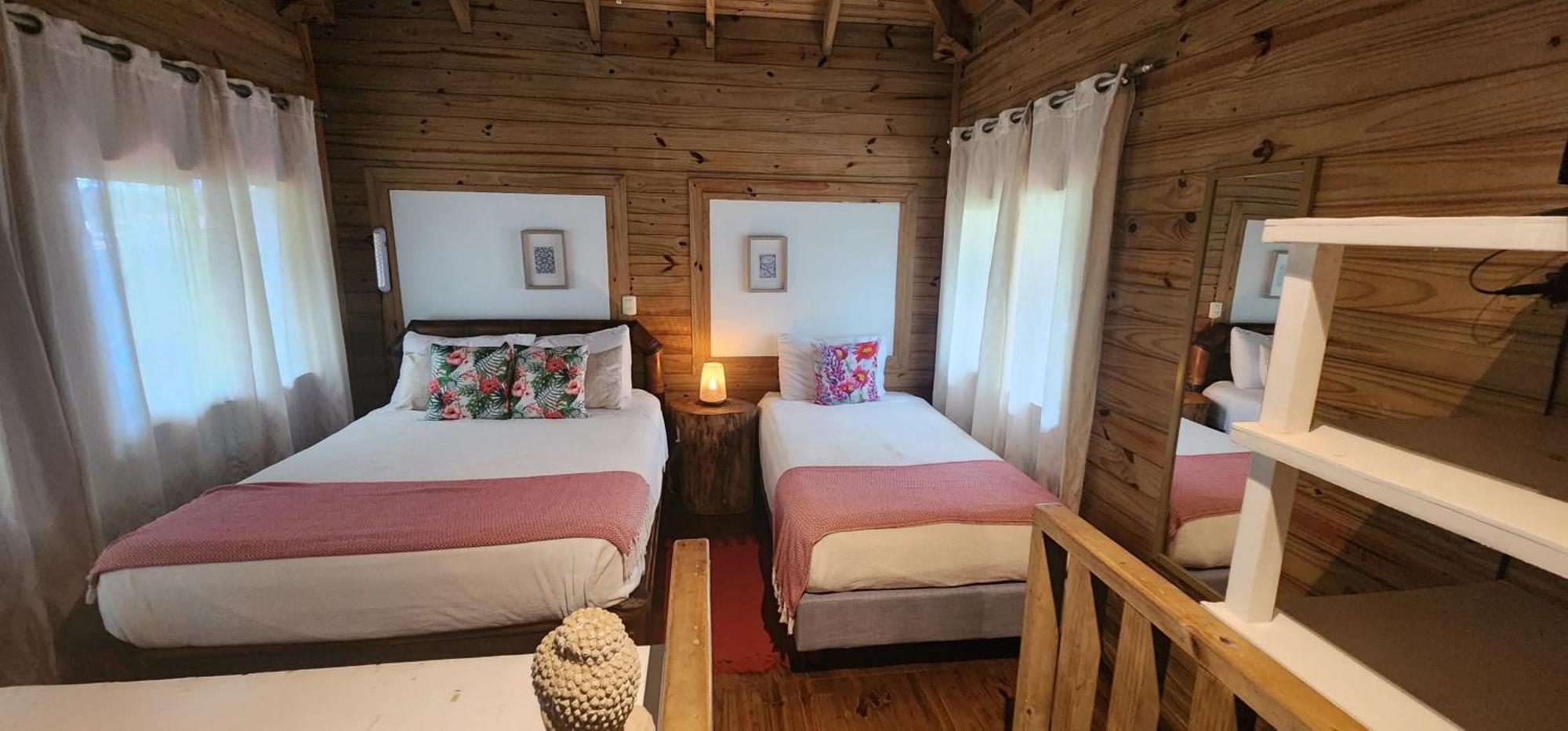 Boutique Hotel Y Spa Tangara Azul Ojochal Exteriör bild