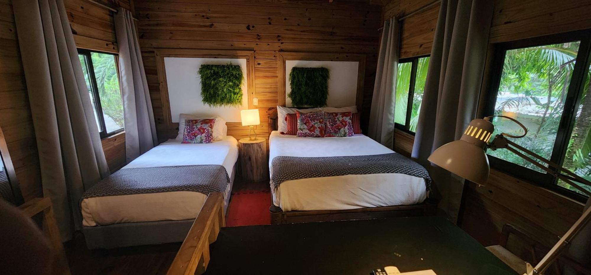 Boutique Hotel Y Spa Tangara Azul Ojochal Exteriör bild