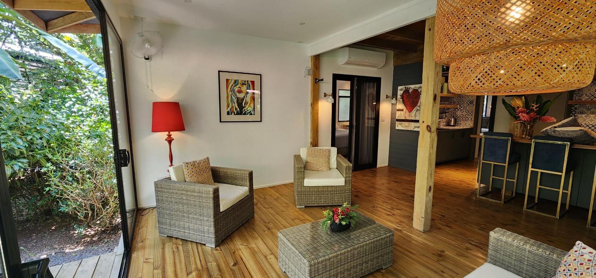 Boutique Hotel Y Spa Tangara Azul Ojochal Exteriör bild